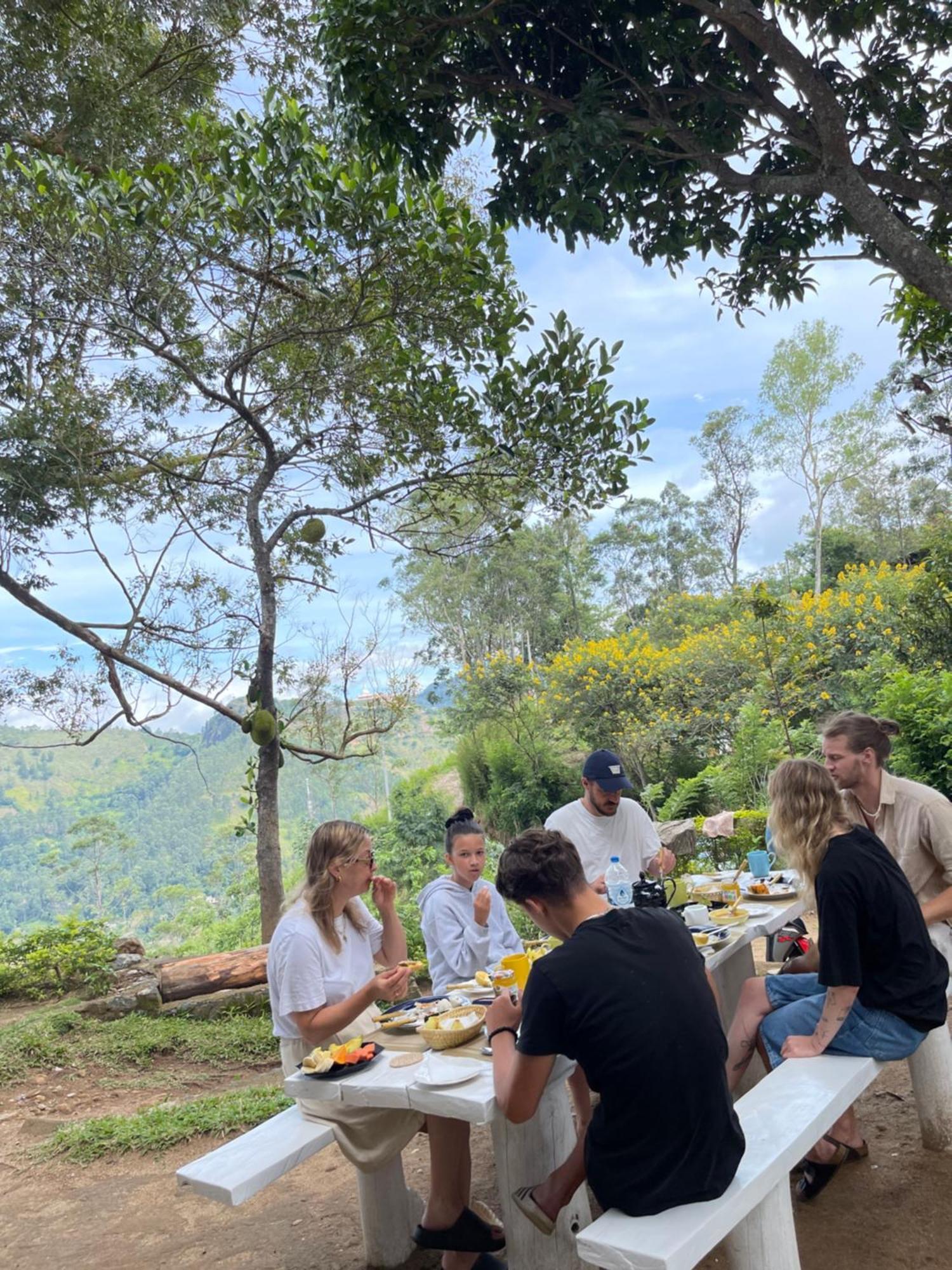 Mountain Vibe Ella Apartment Bagian luar foto